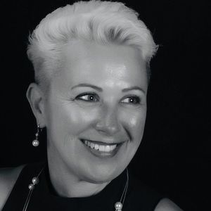 Meet your Posher, Dagmar